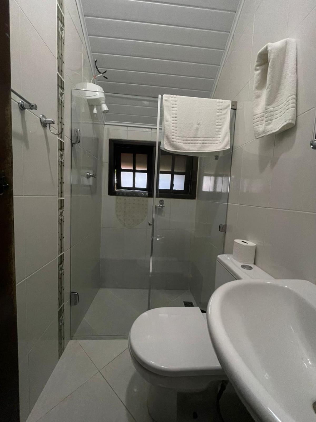 Aratinga Inn Vila do Abraao Екстер'єр фото