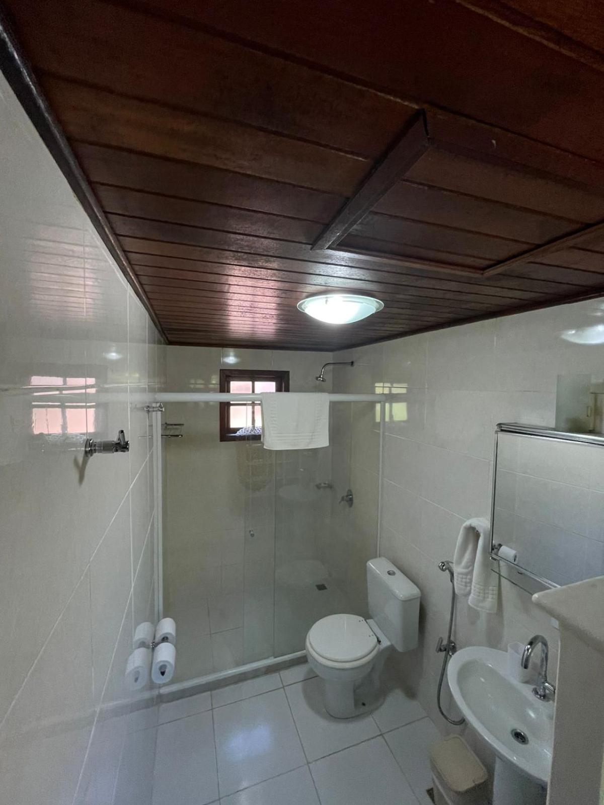 Aratinga Inn Vila do Abraao Екстер'єр фото
